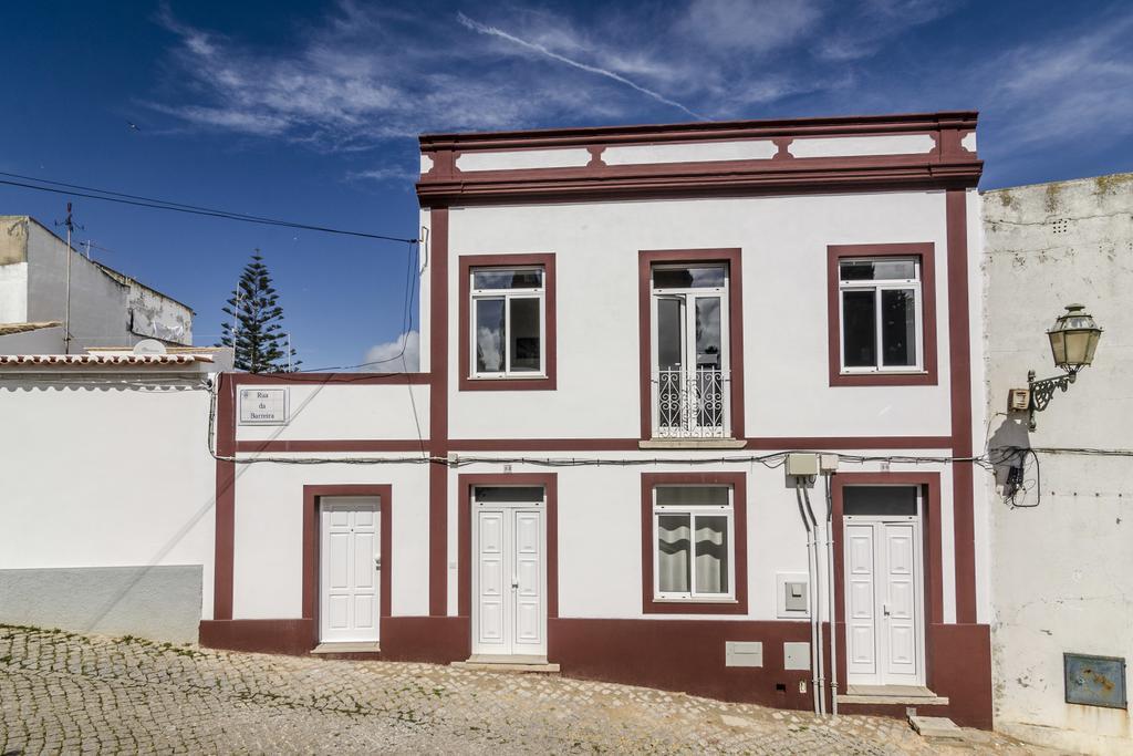 Lagos Downtown Guesthouse Exterior photo